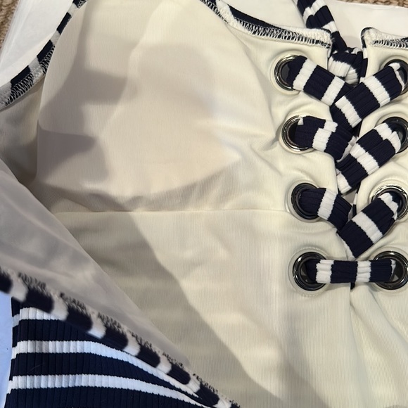 NWOT AERIE ribbed lace up stripe one piece swim size S/M - Picture 8 of 11